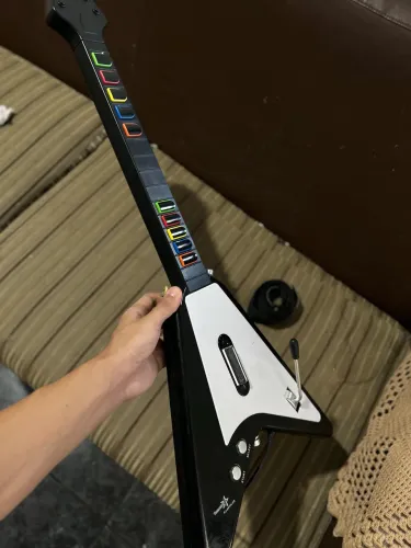 Guitarra flying V PlayStation 2