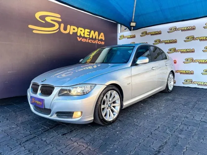 BMW 320I 320i 2010