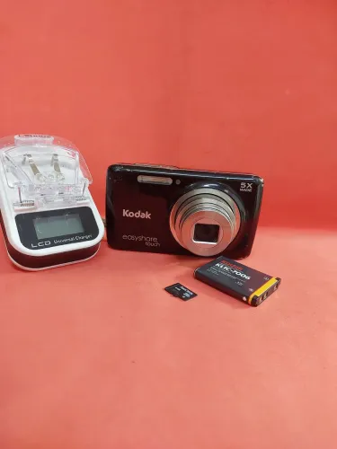 Câmera Kodak Easyshare touch-screen funcionando