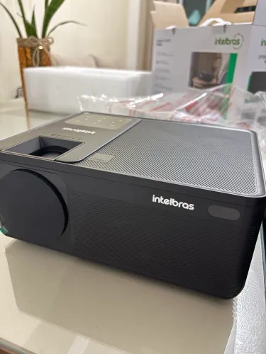 Projetor FULL HD 5200 Lúmens PFL5211 Intelbras Preto