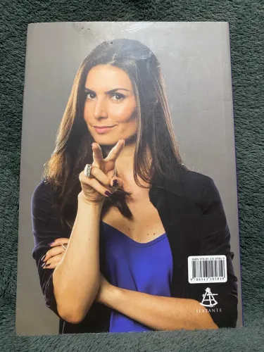 Livro Me Poupe! 10 passos para nunca mais faltar dinheiro no seu bolso - Nathalia Arcuri