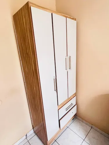 Guarda roupa solteiro semi novo Cabula 6