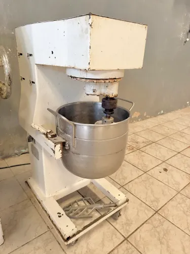 Batedeira 15 kg industrial