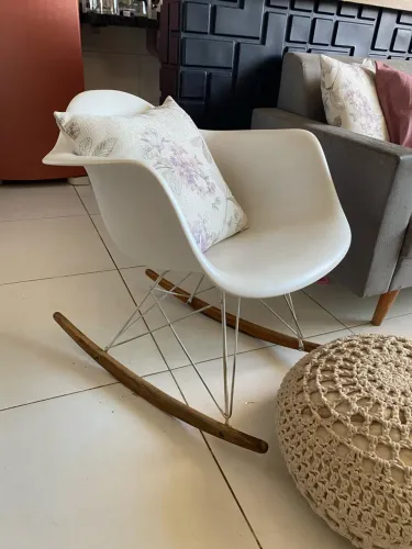 CADEIRA DE BALANÇO