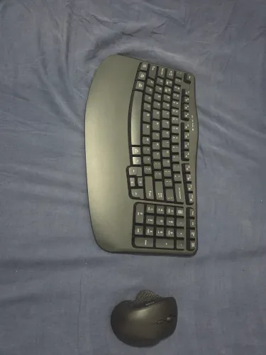 Kit teclado e mouse ergonômico sem fio