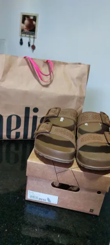 Melissa Cozy slide 39/40
