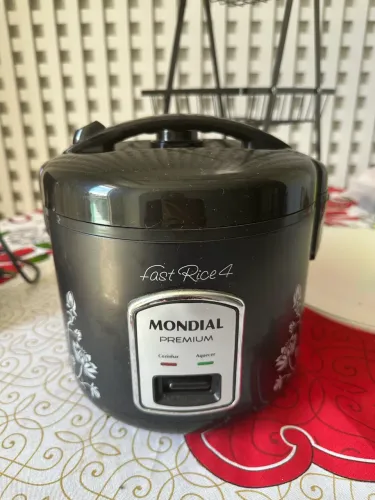 Panela de fazer arroz