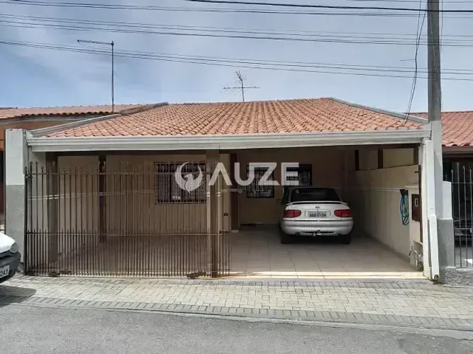Casa à venda com 3 quartos e Suíte no Xaxim, Curitiba/PR