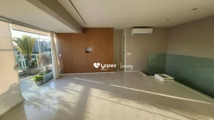 Cobertura com 2 suites para alugar, 209 m² por R$ 15.225/mês - Barra da Tijuca - Rio de Ja