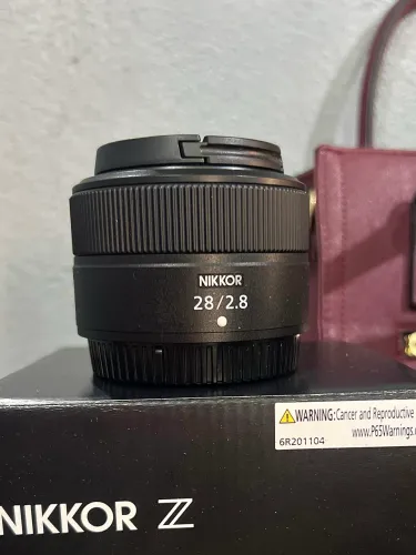 Vendo lente nikon Z 28mm 2.8