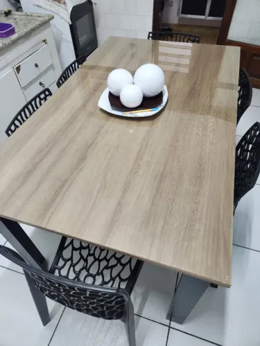 Mesa de Jantar retangular c/ 6 cadeiras - 6 lugares