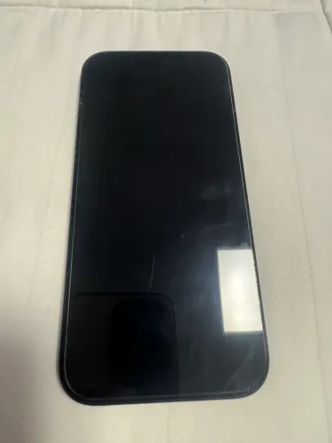 iPhone 15, 128GB, bateria 87%, perfeito estado 