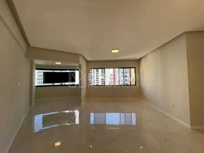Imóvel para venda possui 116 metros quadrados com 3 quartos em Boa Viagem - Recife - PE