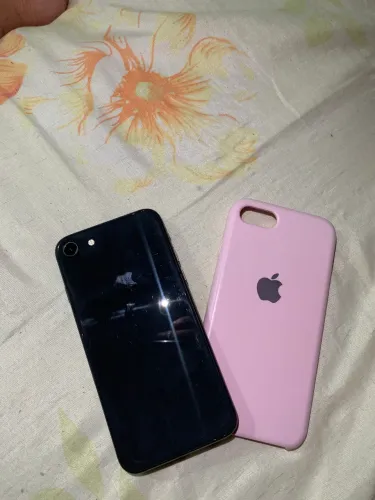 IPHONE 8 