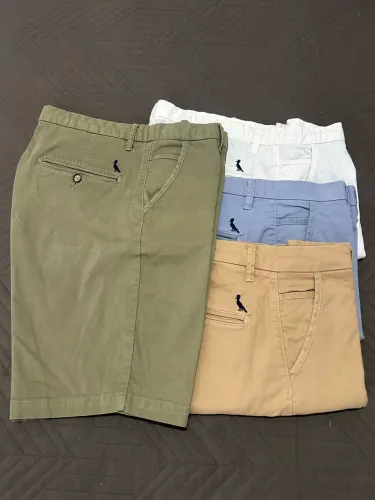 RESERVA Bermuda Casual Iron