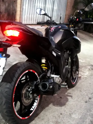 Moto 2 dono moto de boa procedência