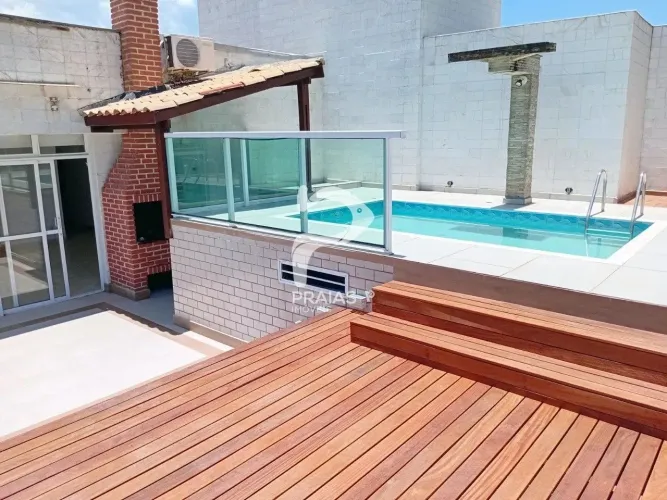 Cobertura com piscina e churrasqueira à venda na Enseada, Guarujá