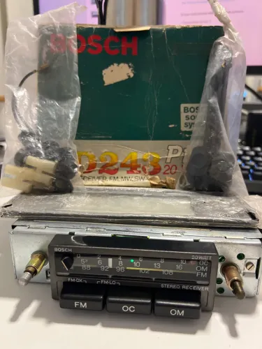 Rádio Bosch LD243 Plus NOVO NUNCA USADO original VW Fusca Gol Brasilia Passat