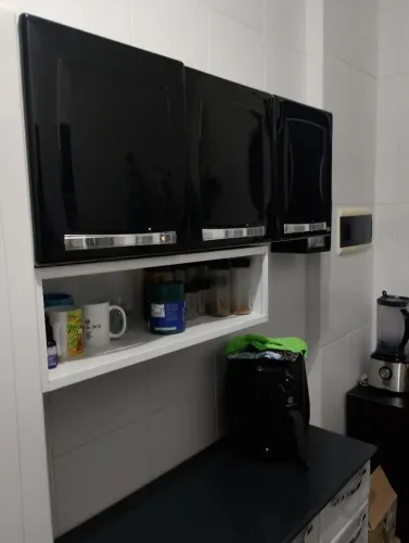 2 Armários de cozinha 