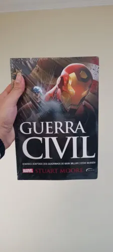 Vendo livro Guerra civil lacrado 