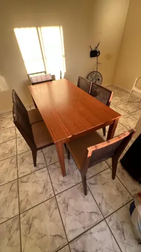 Mesa de madeira mdf com 6 cadeiras (160x80cm)