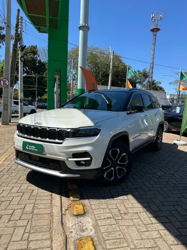 Jeep Commander Limited T270 1.3 TB Flex AUT 2025
