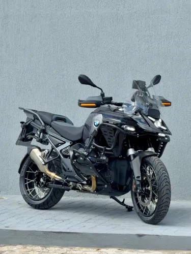 BMW GS 1300 TRIPLE BLACK