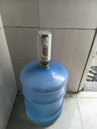 Galão de Água vazio 20 litros com bomba elétrica