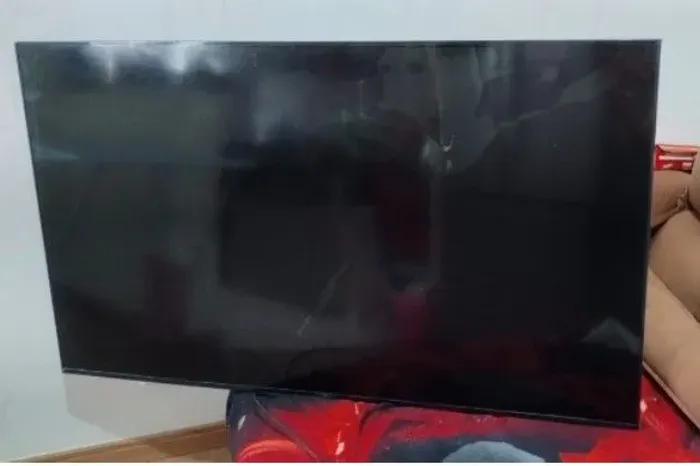 Tv LG 55 Polegadas Com a tela quebrada