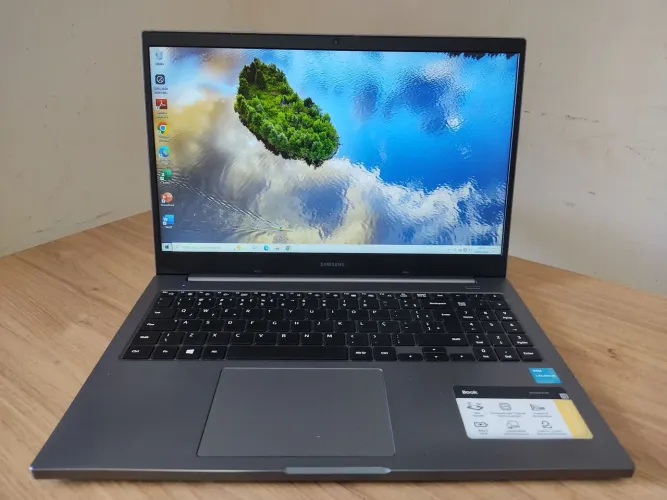 Notebook SAMSUNG Dual Core 8GB RAM SSD 256GB + HD 1TERA