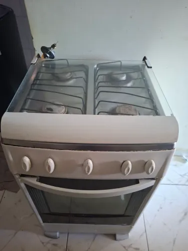 Fogão em bom estado!