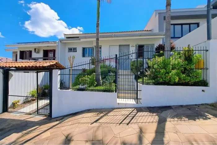 Casa 3 Dormitórios à Venda, Bairro Annes, Passo Fundo/RS