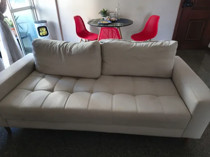 Sofa 3 lugares moderno