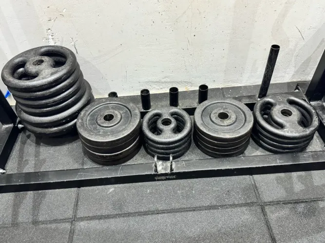     Kit Anilhas de Ferro Fundido para Academia e Musculação