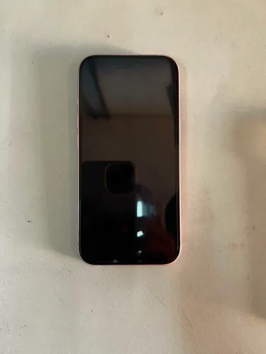 iPhone 15 - 128GB