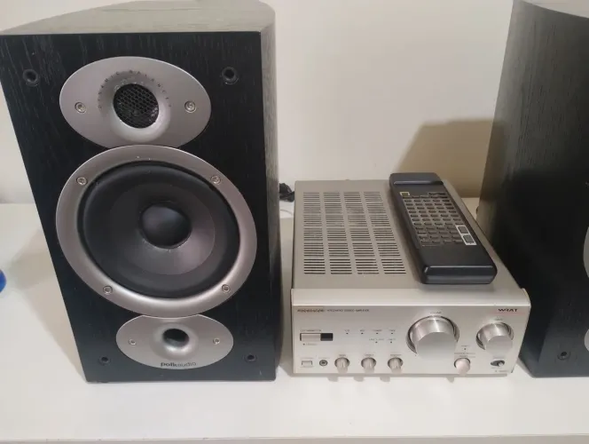 AMPLIFICADOR ONKIO E CAIXAS POLK ÁUDIO 