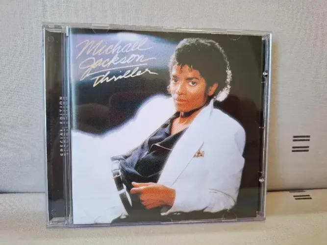 CD Michael Jackson - Thriller special edition