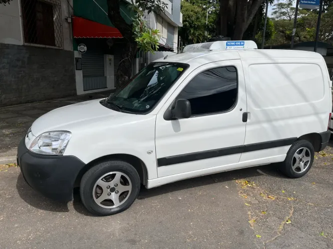 Peugeot Partner Furgão 1.6 16v/ 1.6 16V Flex 3P 2018