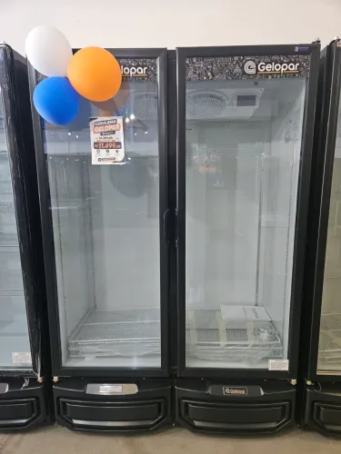 cervejeira de 950 litros duas portas Gelopar