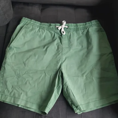 Bermuda Masculina de Sarja com elastano