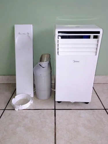 Ar-condicionado portátil da Midea 8.000 BTUs