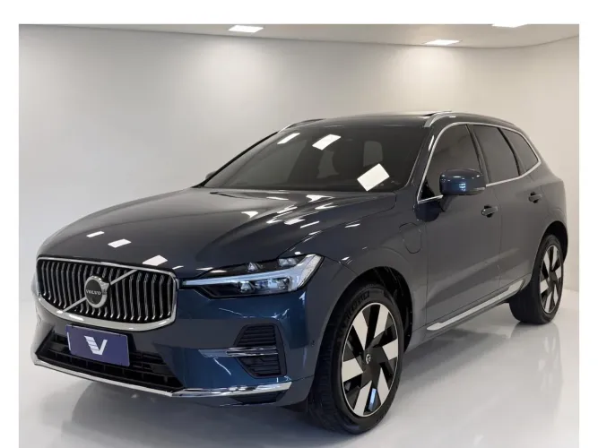 Volvo XC-60 T-8 Ultra 2.0 AWD (híbrido) 2025