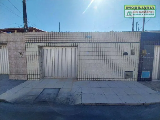 Casa com 3 dormitórios para alugar, 130 m² por R$ 2.674,39/mês - Parque Manibura - Fortale