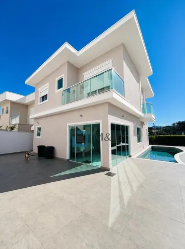 CASA RESIDENCIAL em SANTANA DE PARNAÍBA - SP, SURU