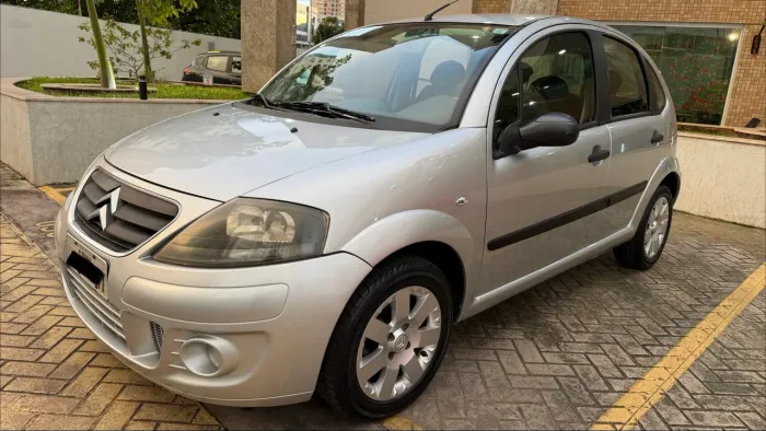 Citroen C3 GLX 1.4/ GLX Sonora 1.4 Flex 8V 5P 2012