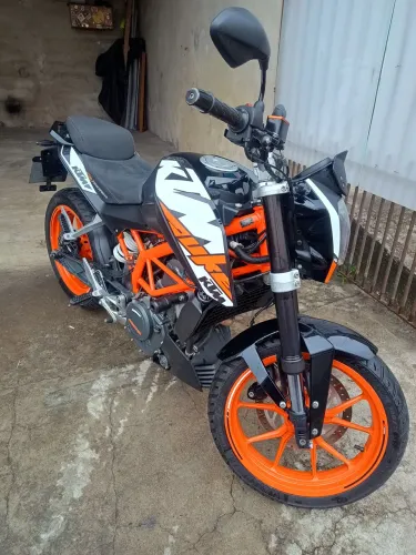 KTM Duke 390