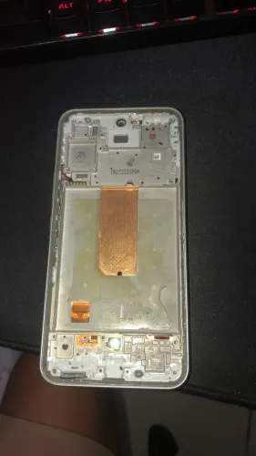 Display a 54 5g  original retirada com botões externos e internos 