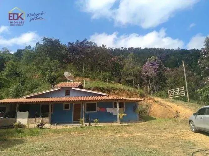 Sítio com 2 dormitórios à venda, 96000 m² por R$ 570.000,00 - Pouso Alto - Natividade da S