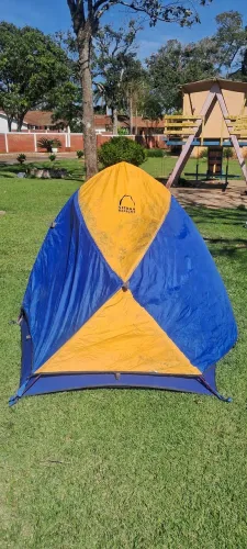  Kit Completo de Camping Sierra Designs - Barraca + Colchão + Saco de Dormir