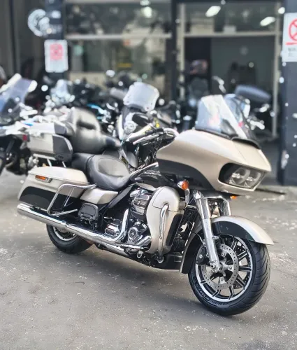 Harley Davidson Road Glide Ultra FLTRU